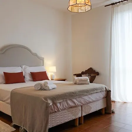 Maris Villa
